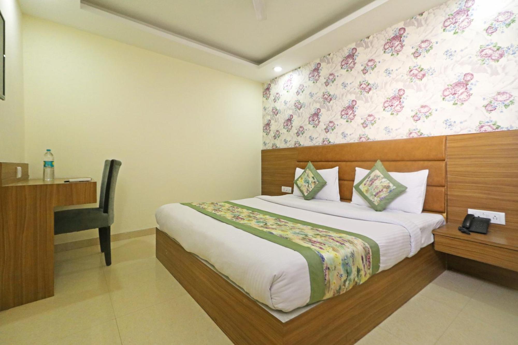 Hotel Grand Suites By D'Capitol Near Delhi Airport New Delhi Exterior photo