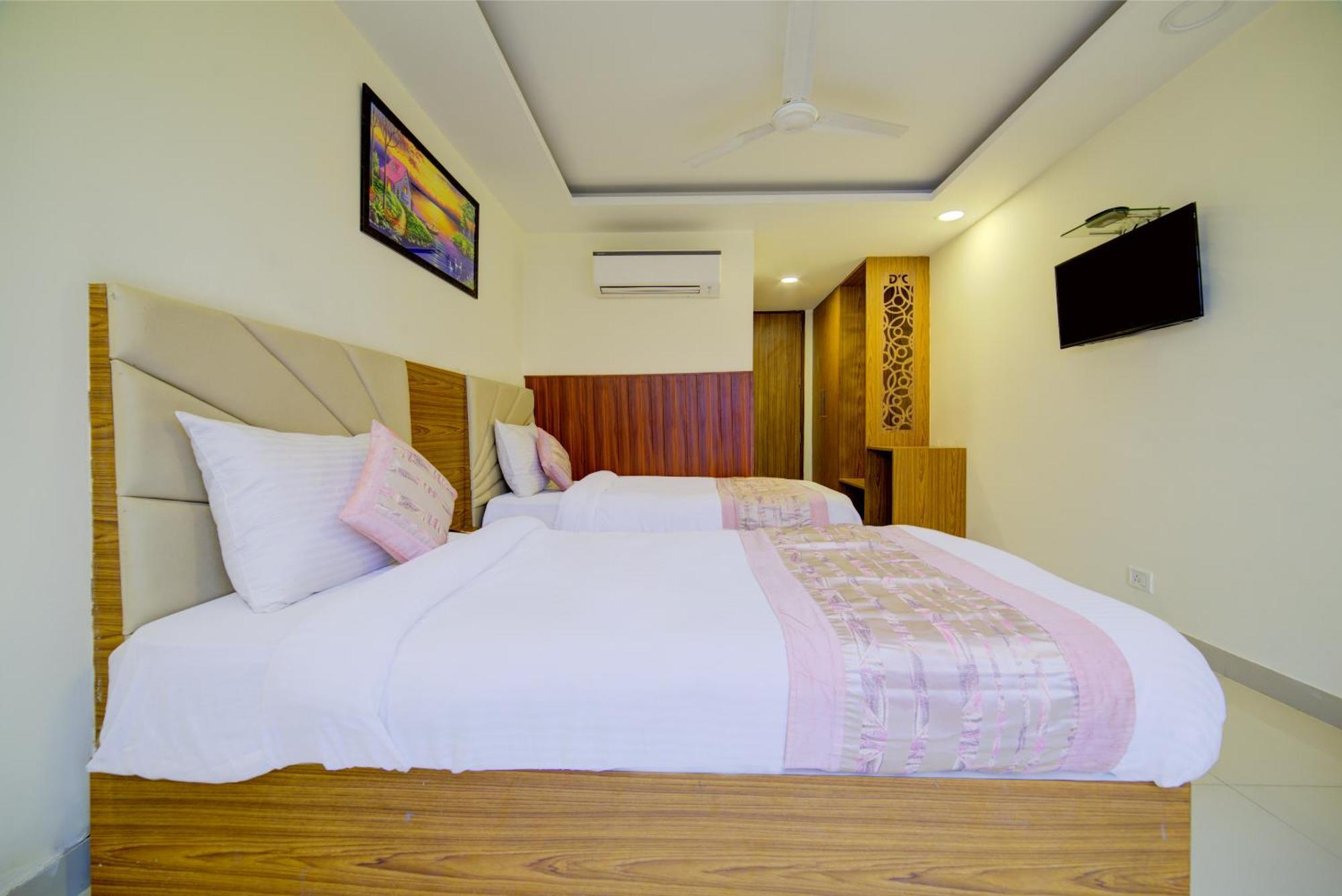 Hotel Grand Suites By D'Capitol Near Delhi Airport New Delhi Exterior photo